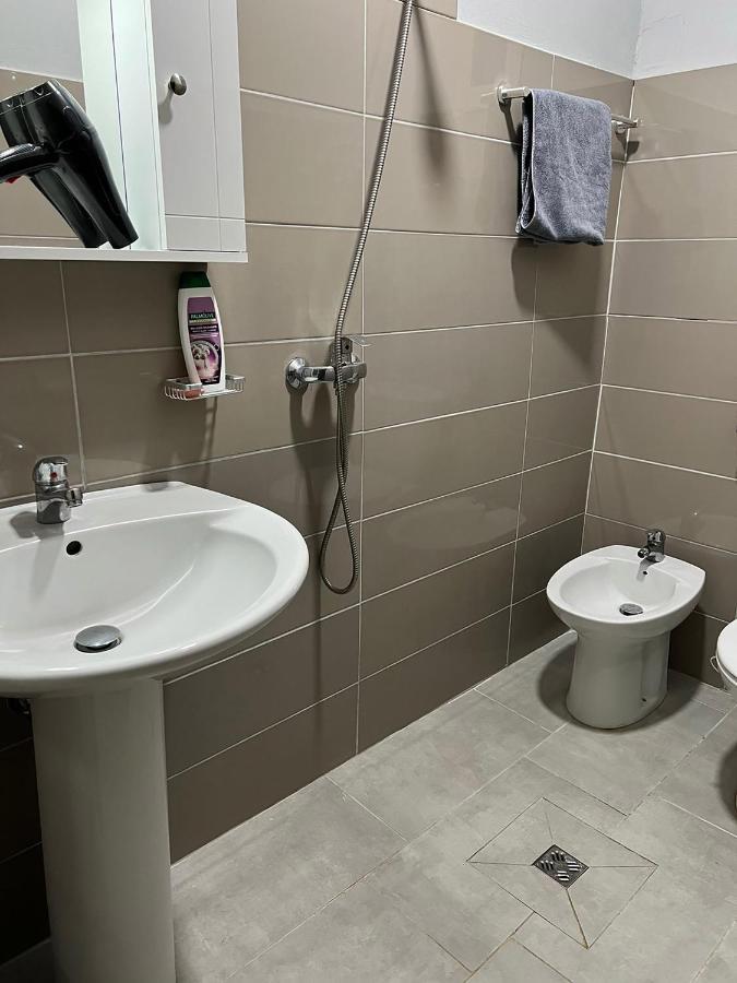 دراس Hotel Ziku المظهر الخارجي الصورة