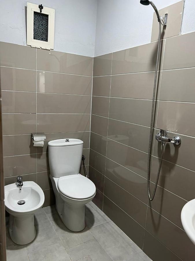 دراس Hotel Ziku المظهر الخارجي الصورة
